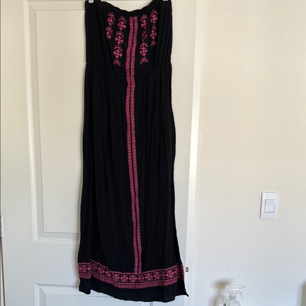 Casual Black and Pink Strapless Dress